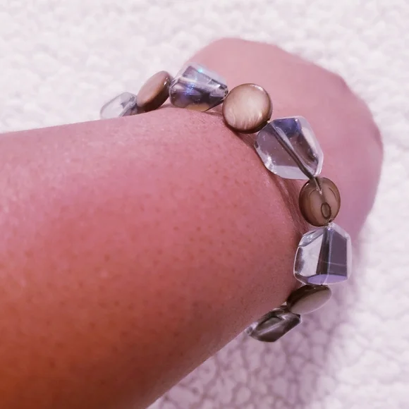 Blue and Brown Beaded Memory Wire Cuff Bracelet. - Picture 3 of 5